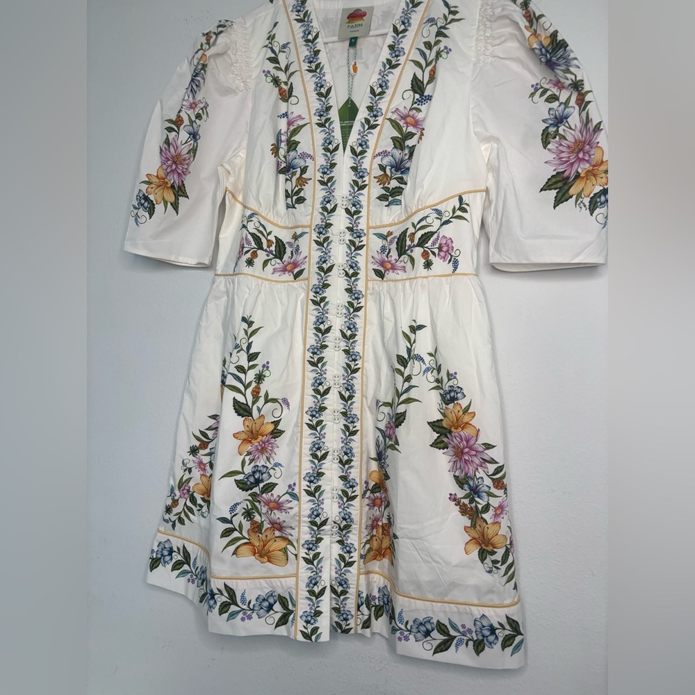 Farm Rio NWT SWEET BLOOM DREAMSCAPE OFF WHITE MINI DRESS SZ MEDIUM - Picture 6 of 11